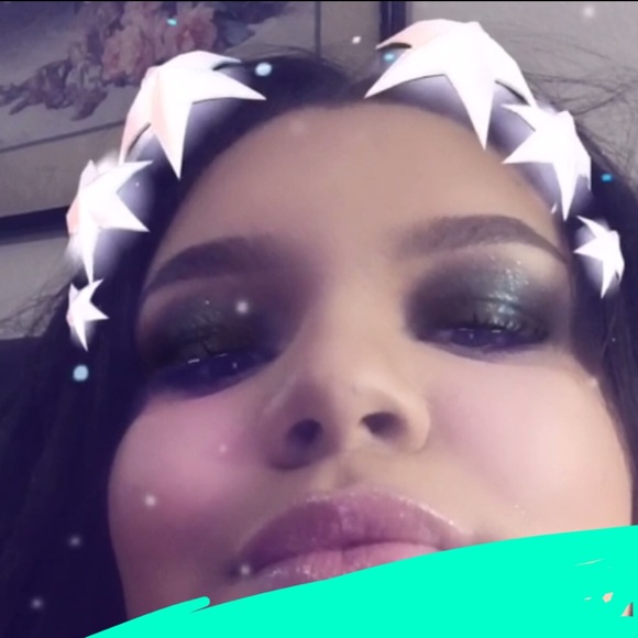 Meet your Posher, Allyson - Picture 1 of 1